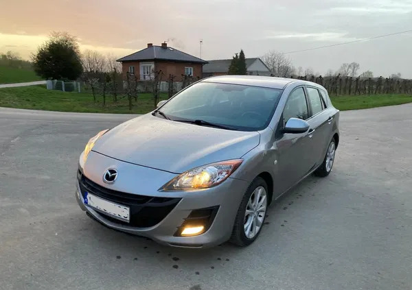 świętokrzyskie Mazda 3 cena 24900 przebieg: 151500, rok produkcji 2010 z Zawichost